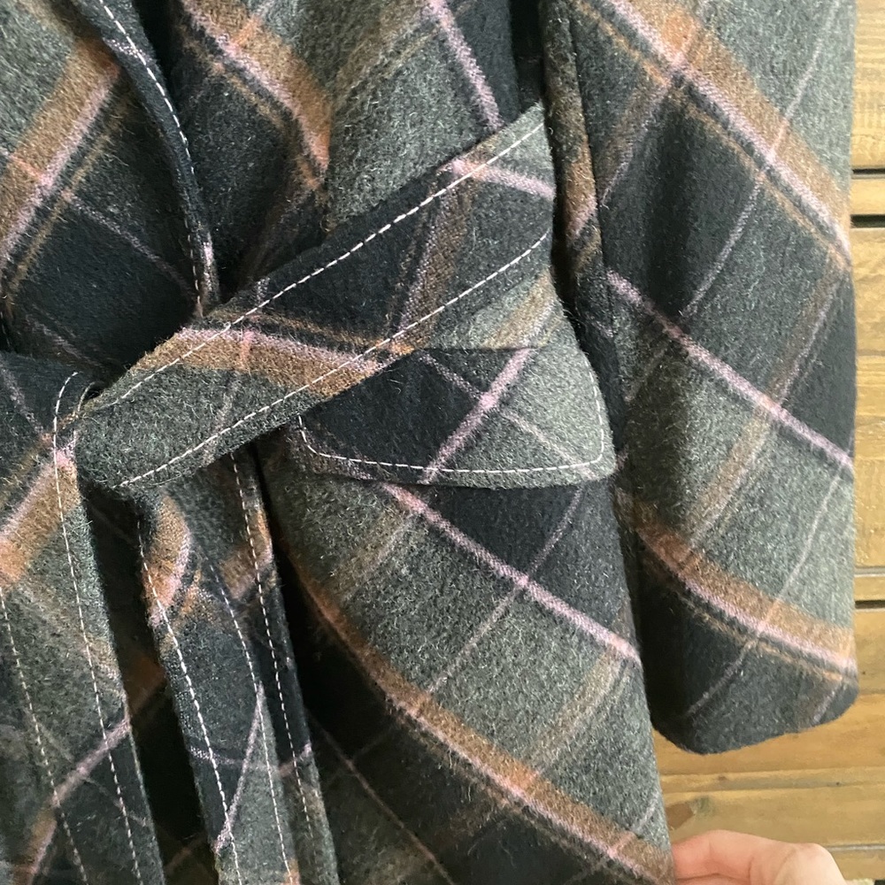 Wool coat - Picture 5 of 6